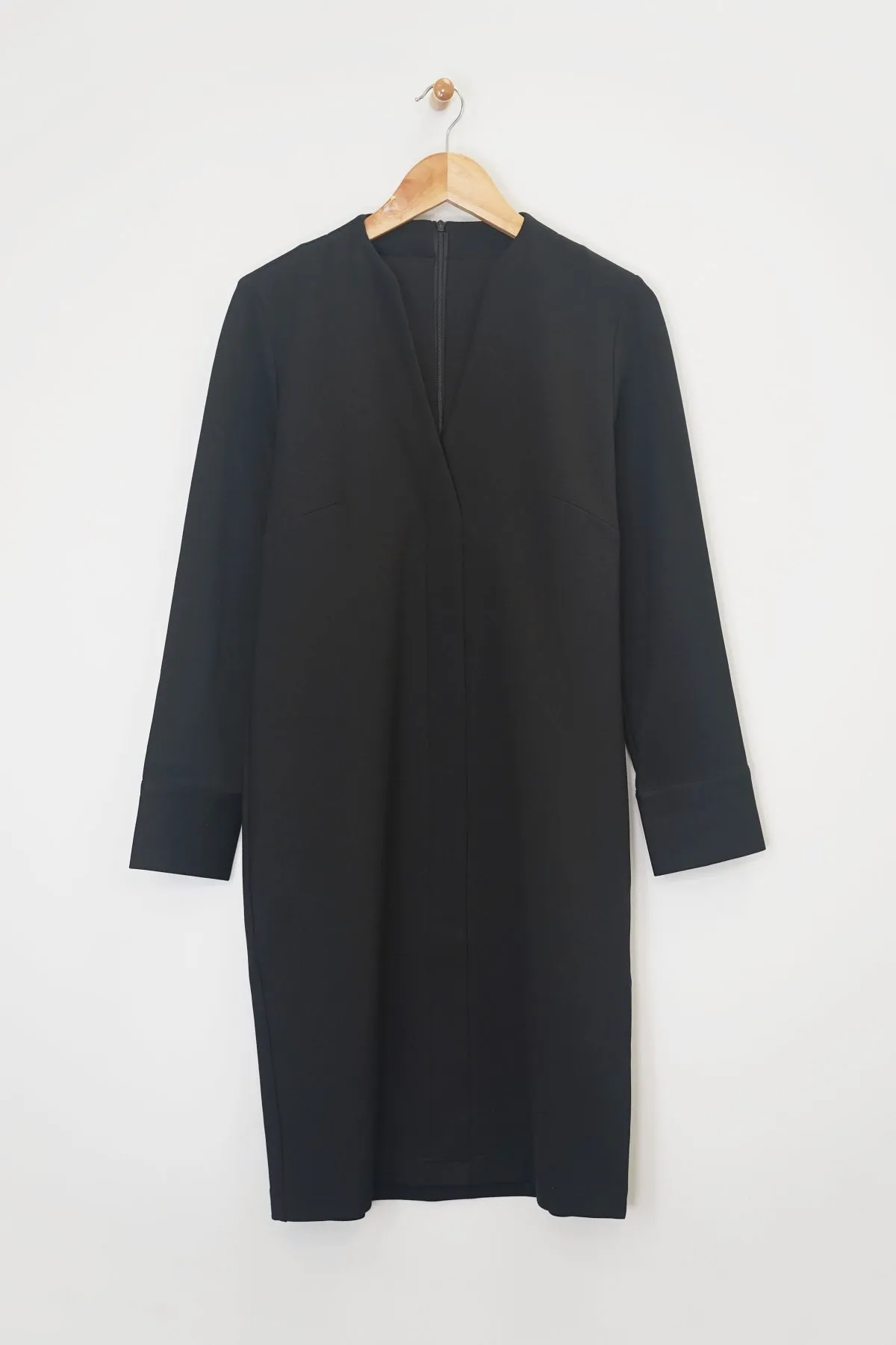 39" V-neck Straight Dress