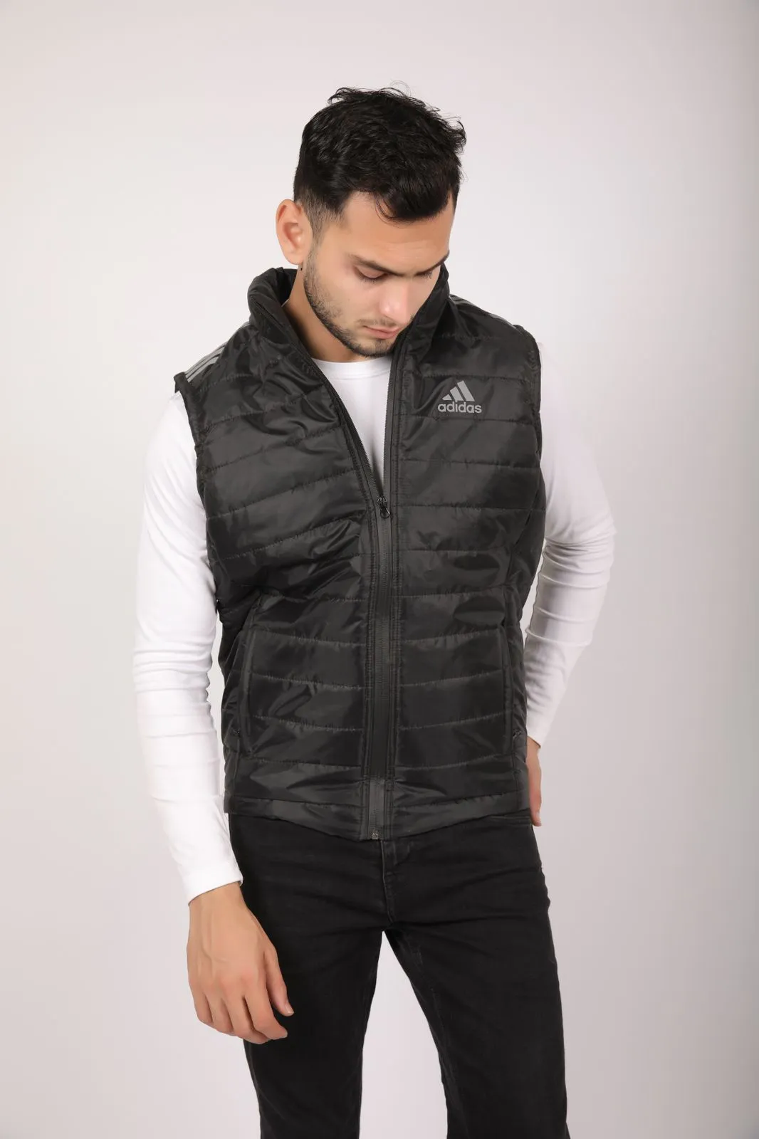 Adi  Sleeveless Jacket - Black
