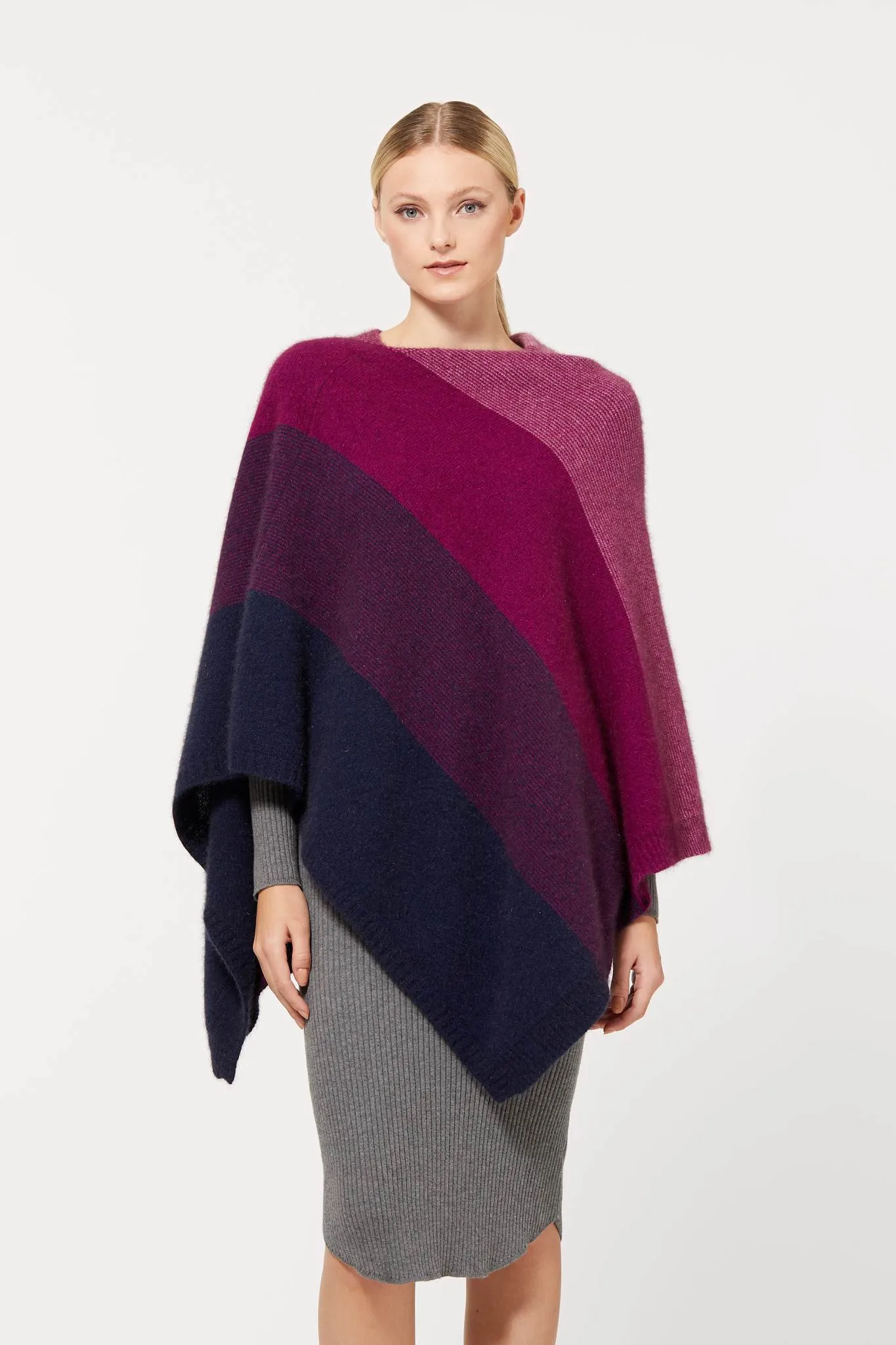 Mcdonald Ombre Poncho 5010 - Navy/Berry/Heather