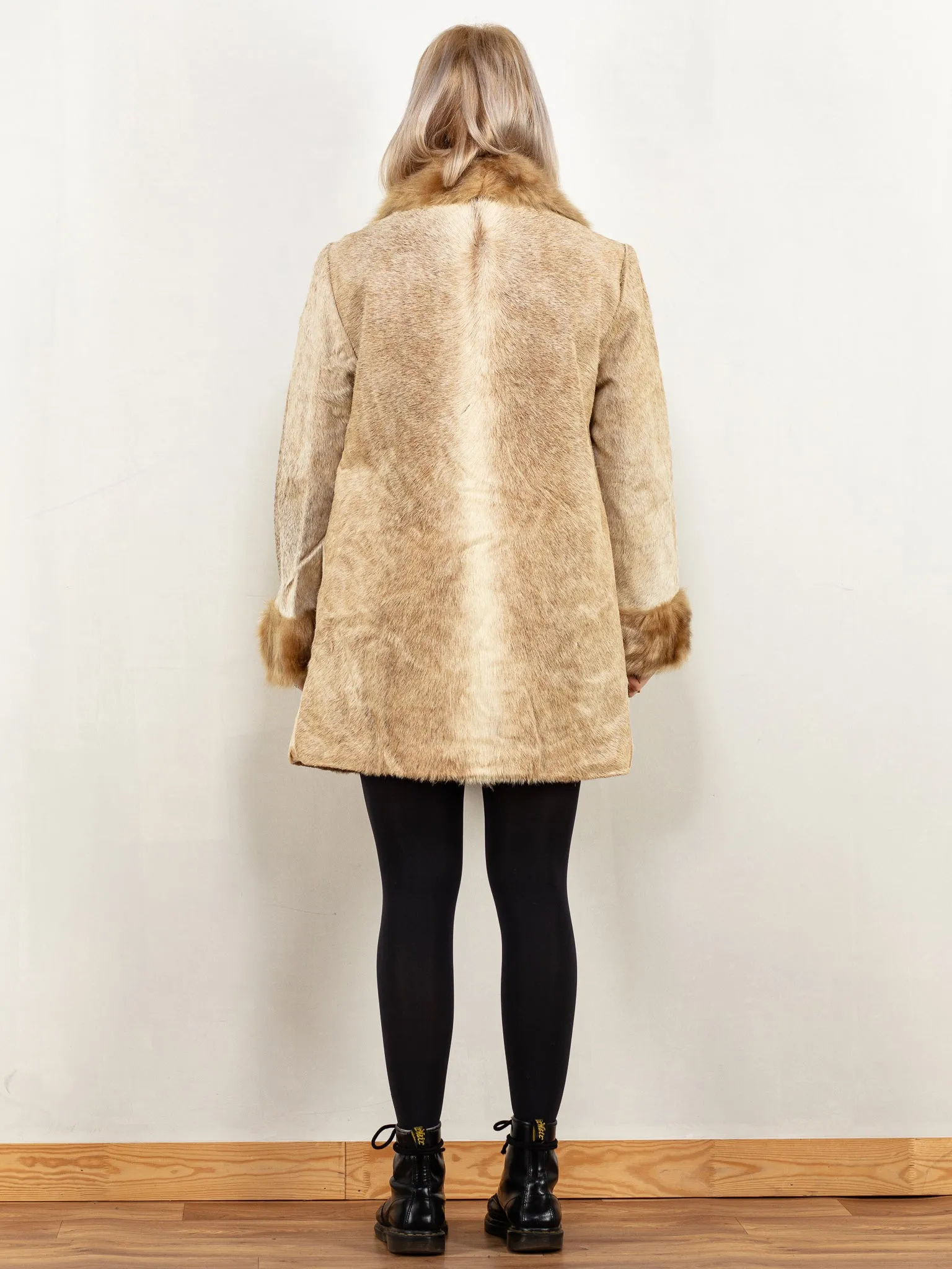 Vintage 60's Women Cows Fur Coat in Grey