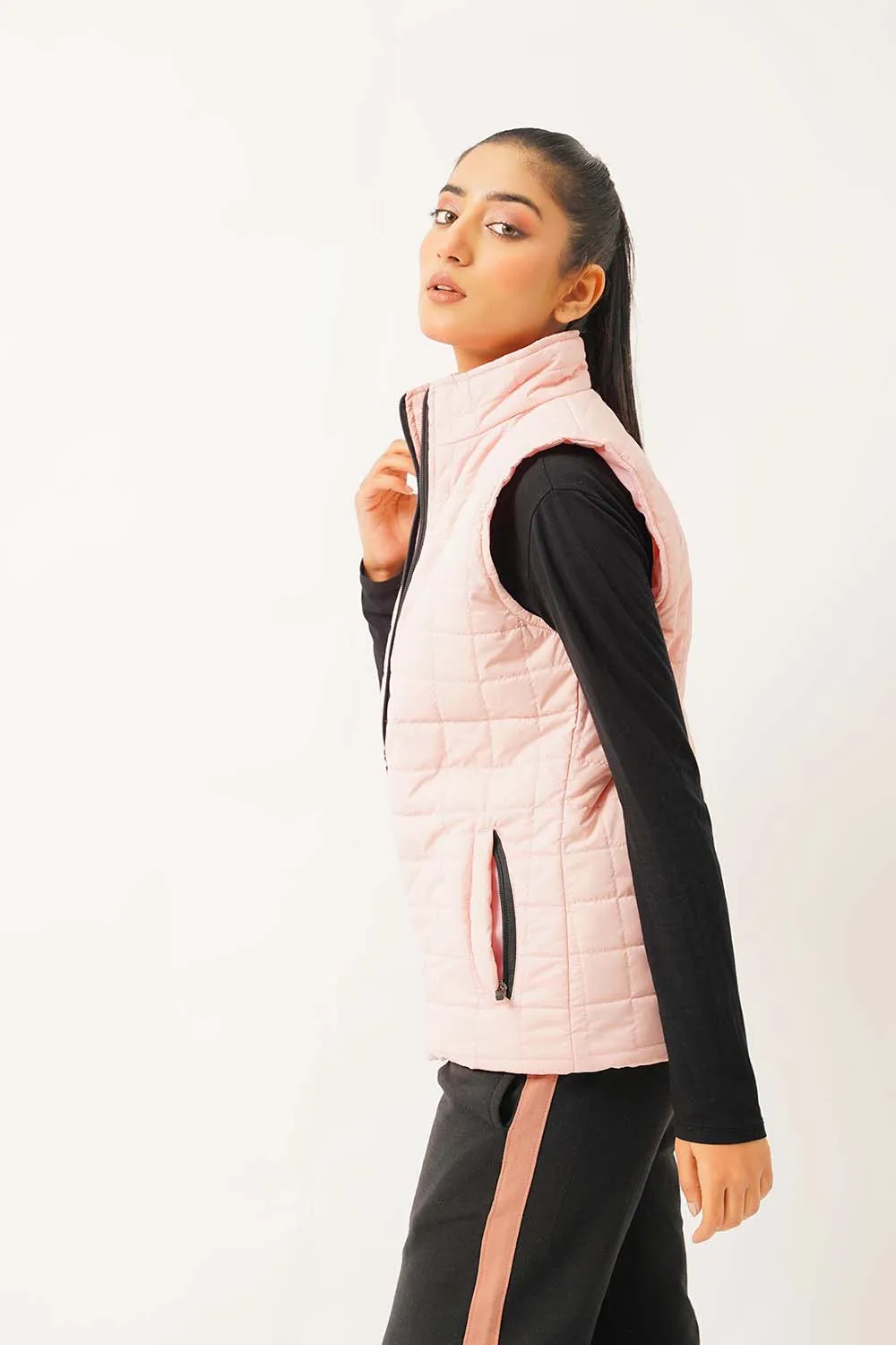 Women’s Sleeveless Puffer Jacket